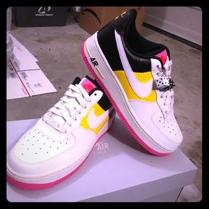 Nike Air Force 1 '07 SE Moto Women's !!!